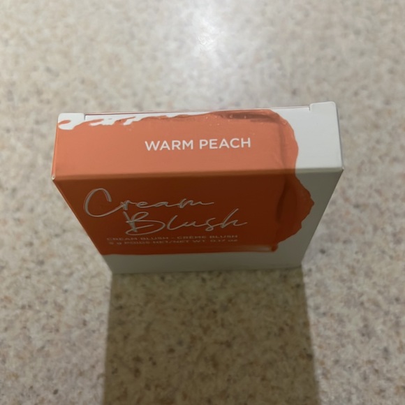 Dominique Cream Blush in Warm Peach - Picture 3 of 4